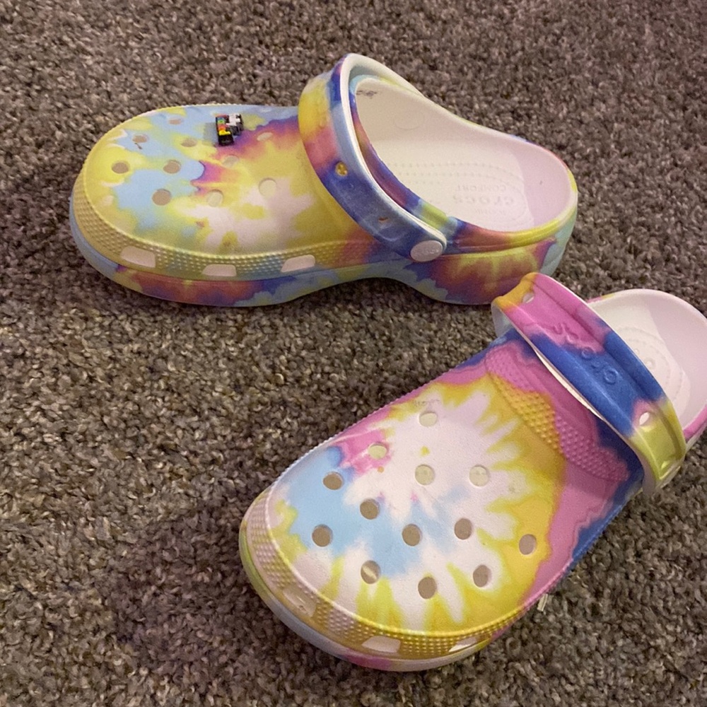 Tie dye platform crocs